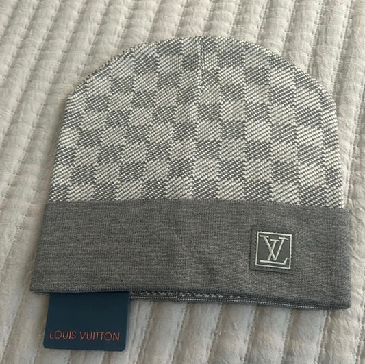 LV Monogram Knit Beanie – Gray | One Size